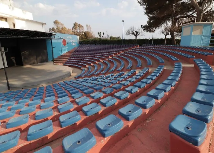 Üdülőközpont Santa Caterina Village Club