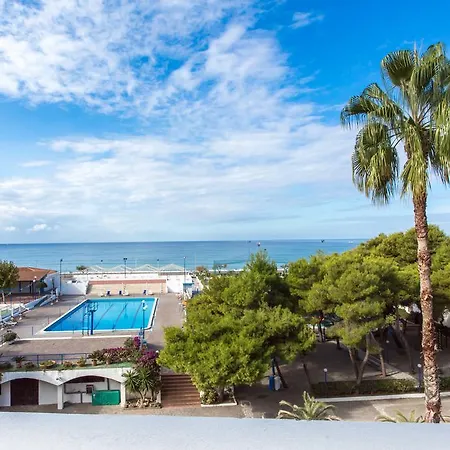 Üdülőközpont Santa Caterina Village Club