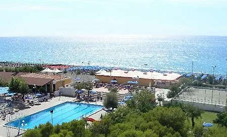 Santa Caterina Village Club 4* Scalea