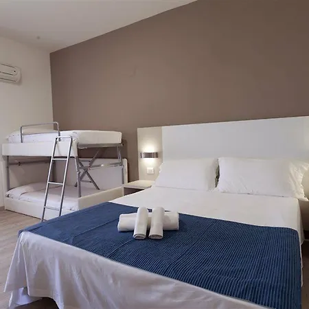 Üdülőközpont Santa Caterina Village Club