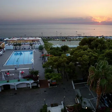 Santa Caterina Village Club 4* Scalea
