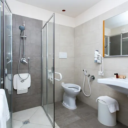 منتجع Santa Caterina Village Club سكاليا